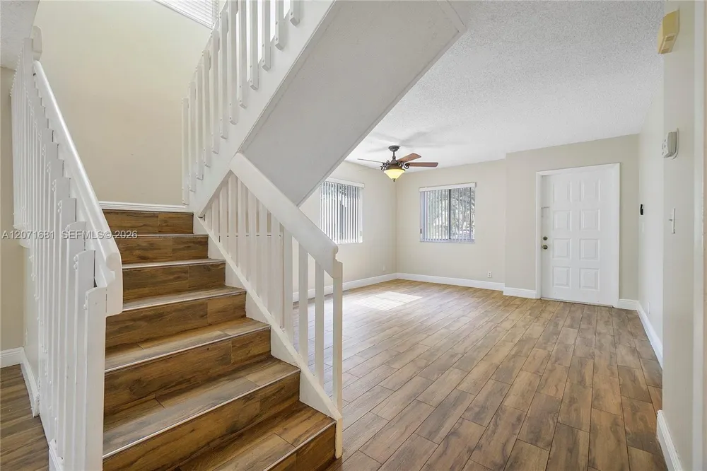 937 NW 104th Way Coral Springs, FL 33071