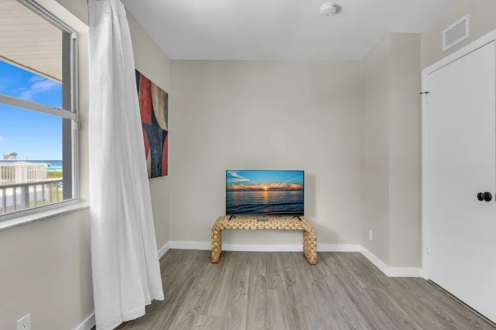 600 OCEAN BOULEVARD #1A Pompano Beach, FL 33062