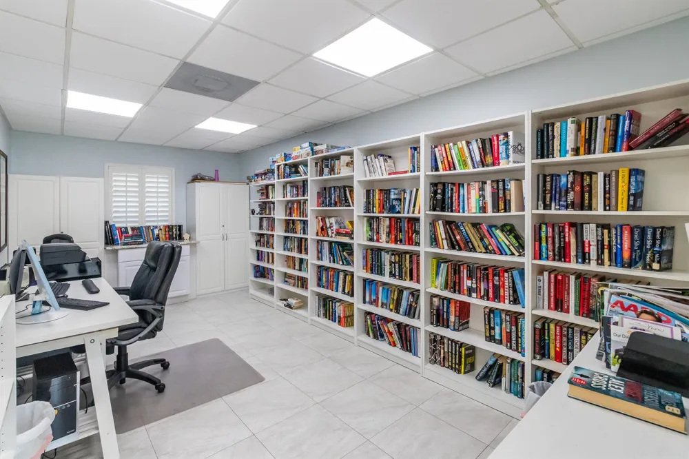 2300 SW 22ND AVENUE #112 Delray Beach, FL 33445