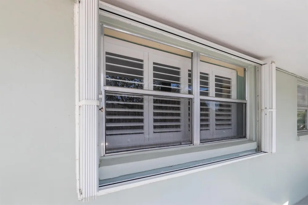 2300 SW 22ND AVENUE #112 Delray Beach, FL 33445