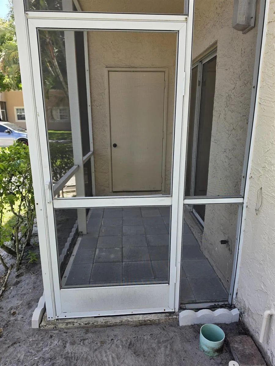 640 CYPRESS CLUB WAY #B12 Deerfield Beach, FL 33064