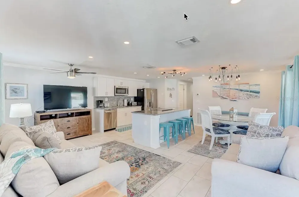 2720 49TH AVENUE W #2720 Bradenton, FL 34207