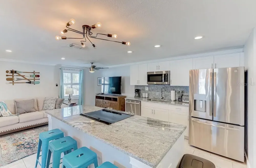 2720 49TH AVENUE W #2720 Bradenton, FL 34207