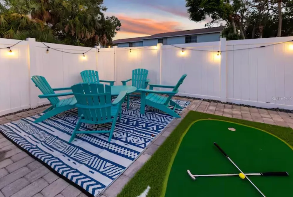 2720 49TH AVENUE W #2720 Bradenton, FL 34207