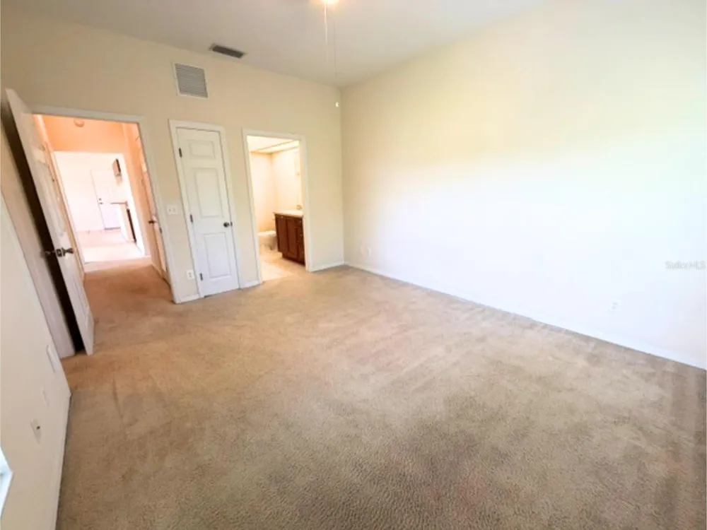 106 EAGLE POND DRIVE Winter Haven, FL 33884