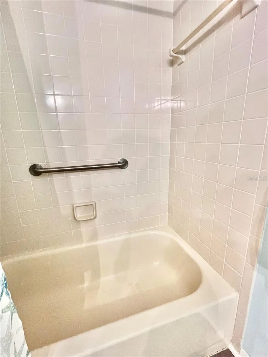 6501 STONE RIVER ROAD #104 Bradenton, FL 34203