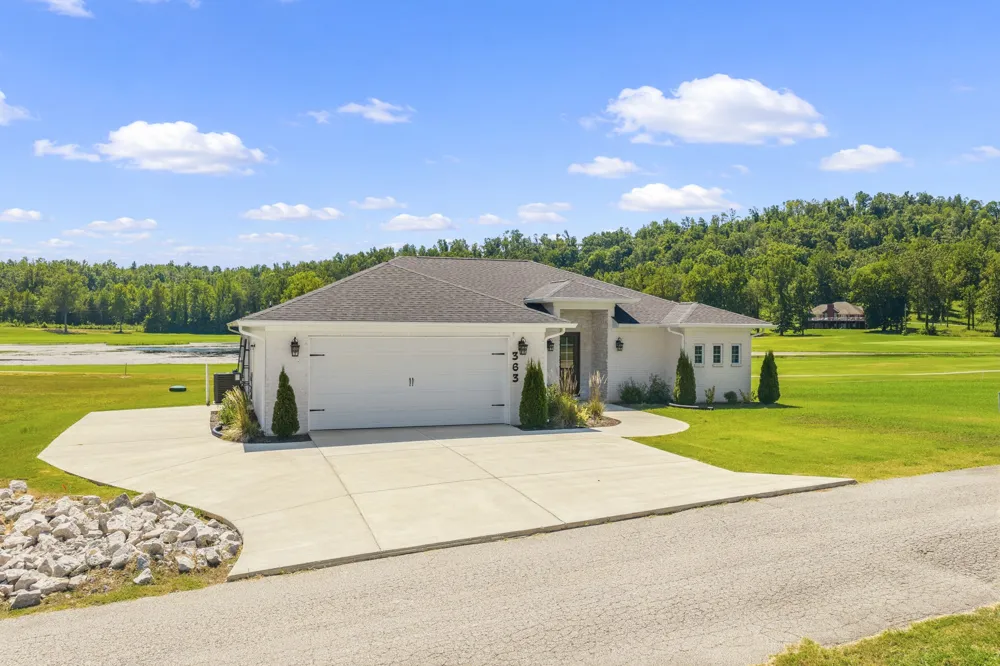 363 Golfview Ln Decaturville, TN 38329