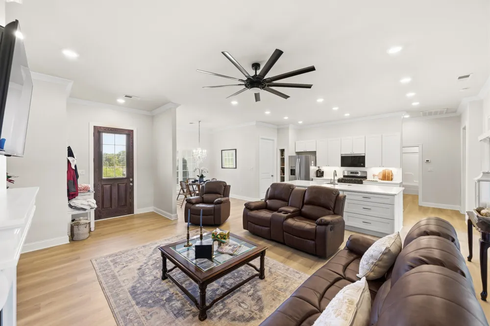 363 Golfview Ln Decaturville, TN 38329