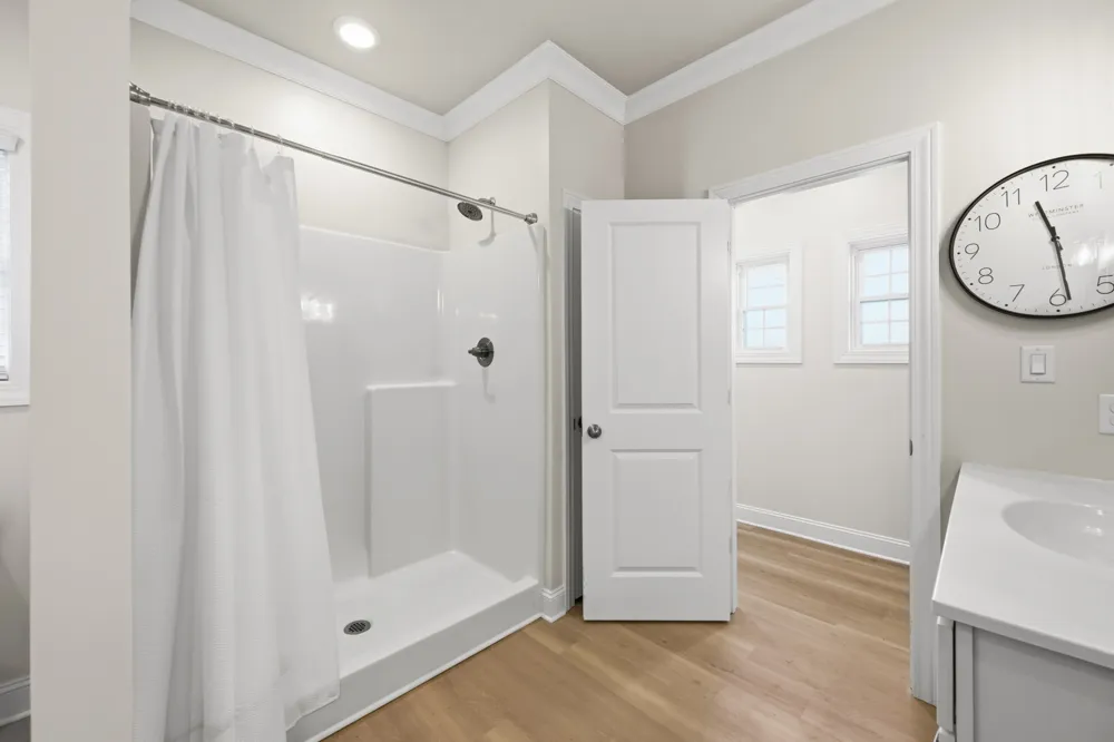 363 Golfview Ln Decaturville, TN 38329