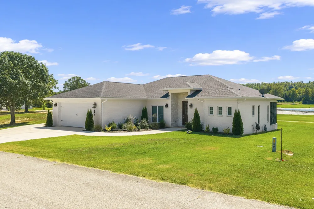 363 Golfview Ln Decaturville, TN 38329