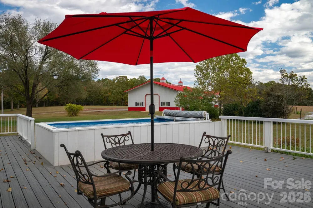 1260 Beaver Island Trail Road Walnut Cove, NC 27052