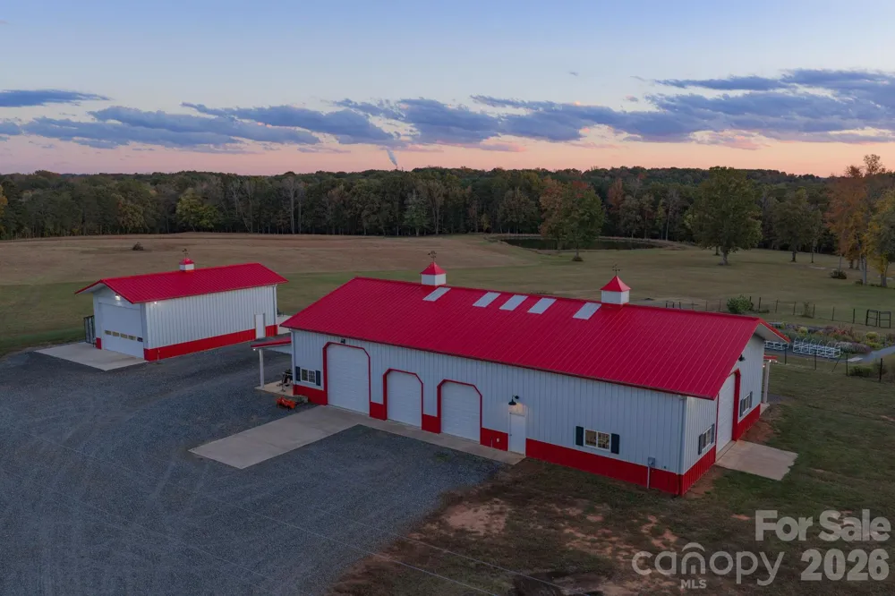 1260 Beaver Island Trail Road Walnut Cove, NC 27052
