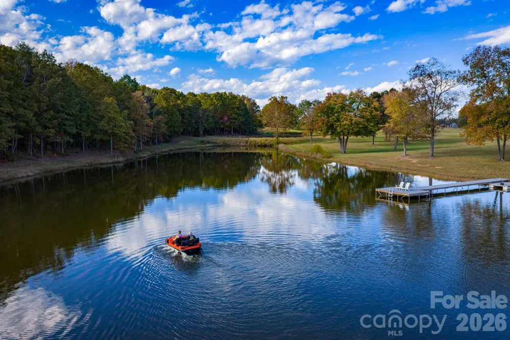 1260 Beaver Island Trail Road Walnut Cove, NC 27052