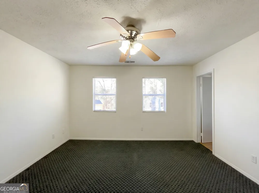 5328 Ridge Forest DR Stone Mountain, GA 30083