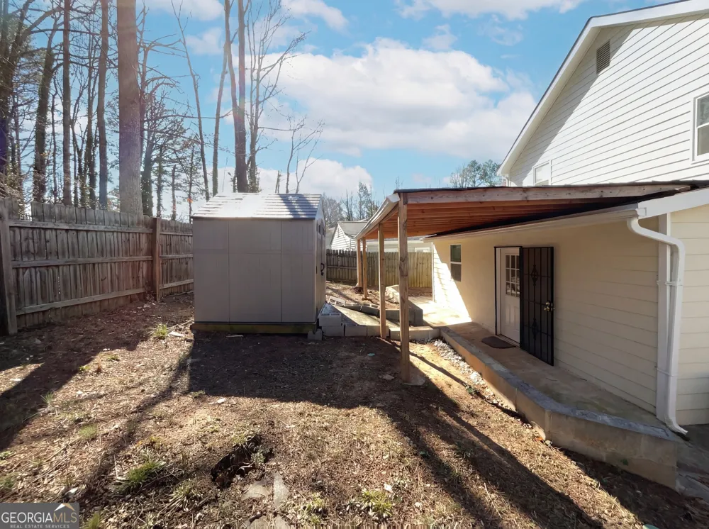 5328 Ridge Forest DR Stone Mountain, GA 30083