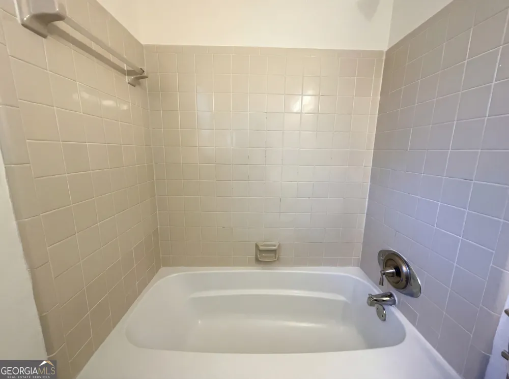 5328 Ridge Forest DR Stone Mountain, GA 30083