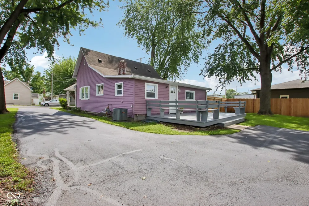 330 W Osage Street Greenfield, IN 46140