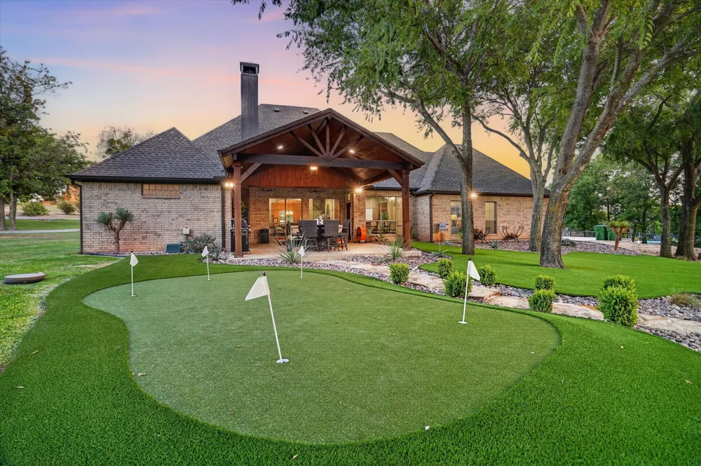 132 Star Crossing Lane Weatherford, TX 76088
