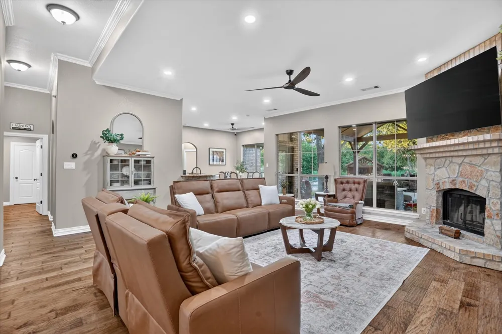 132 Star Crossing Lane Weatherford, TX 76088