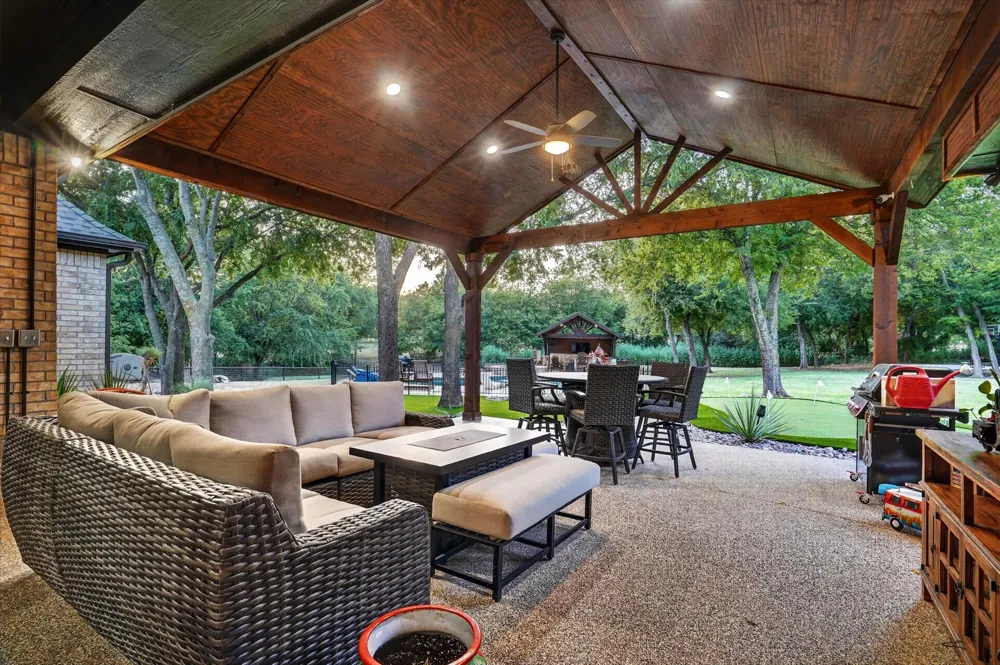 132 Star Crossing Lane Weatherford, TX 76088