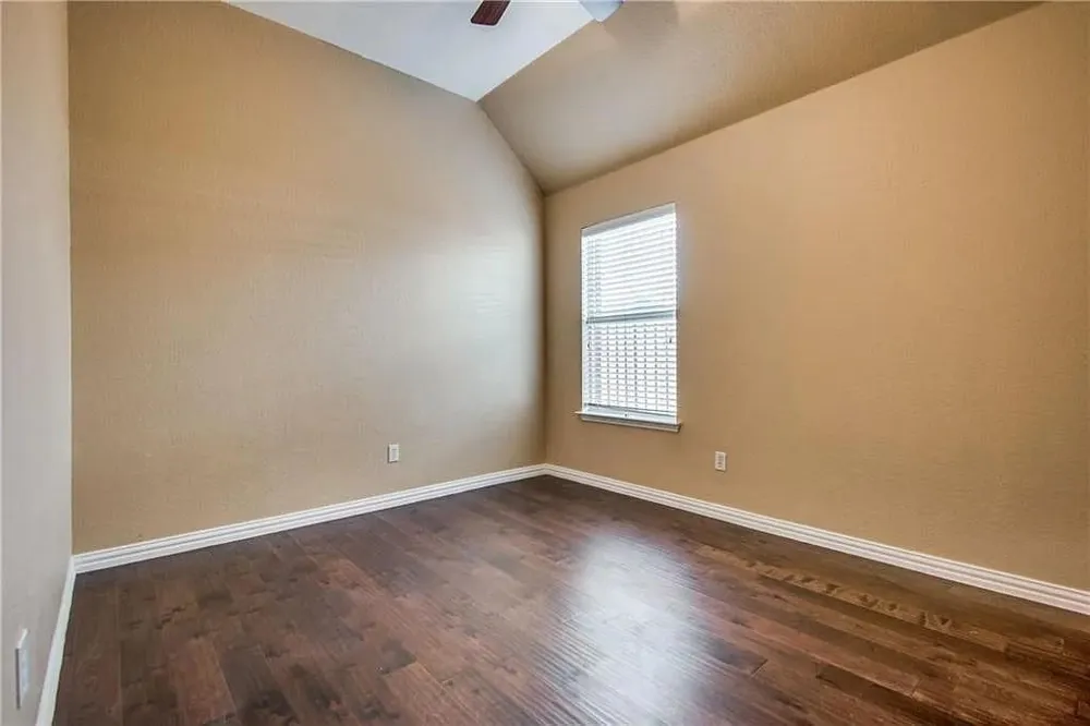 5645 Overland Drive The Colony, TX 75056