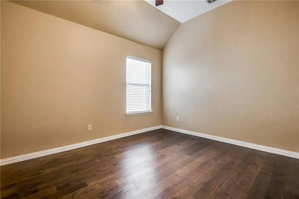 5645 Overland Drive The Colony, TX 75056