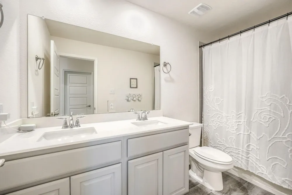 4119 Ellinger Drive Heath, TX 75126