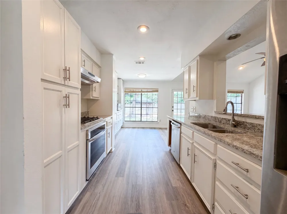 5719 Stage Line Drive Arlington, TX 76017