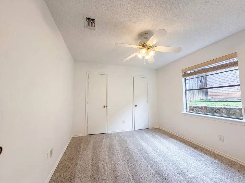5719 Stage Line Drive Arlington, TX 76017