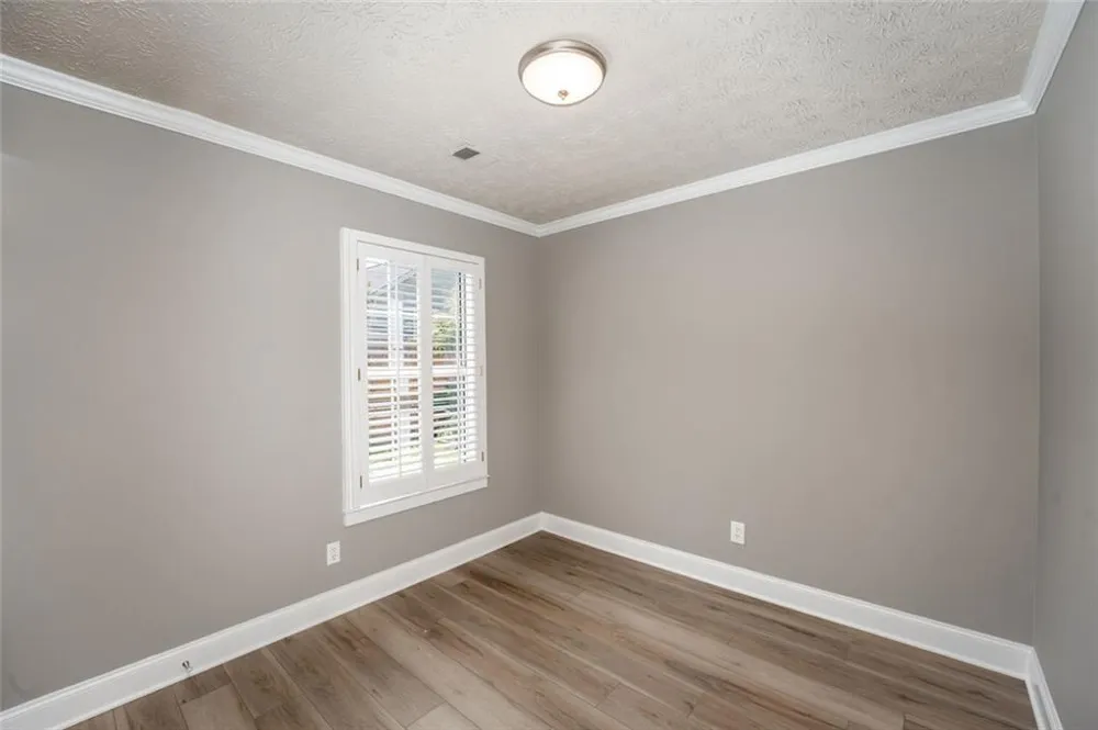 1318 Yorkshire Lane Woodstock, GA 30188