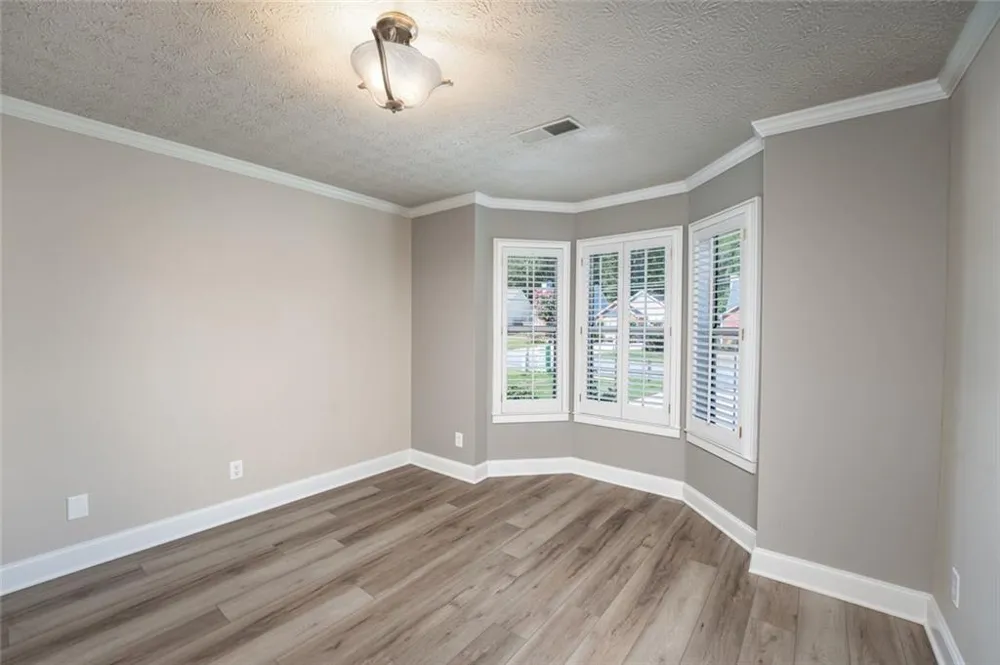 1318 Yorkshire Lane Woodstock, GA 30188