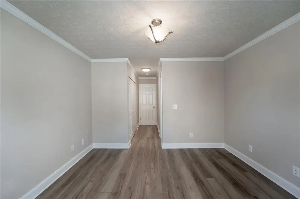 1318 Yorkshire Lane Woodstock, GA 30188