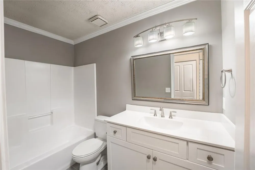 1318 Yorkshire Lane Woodstock, GA 30188