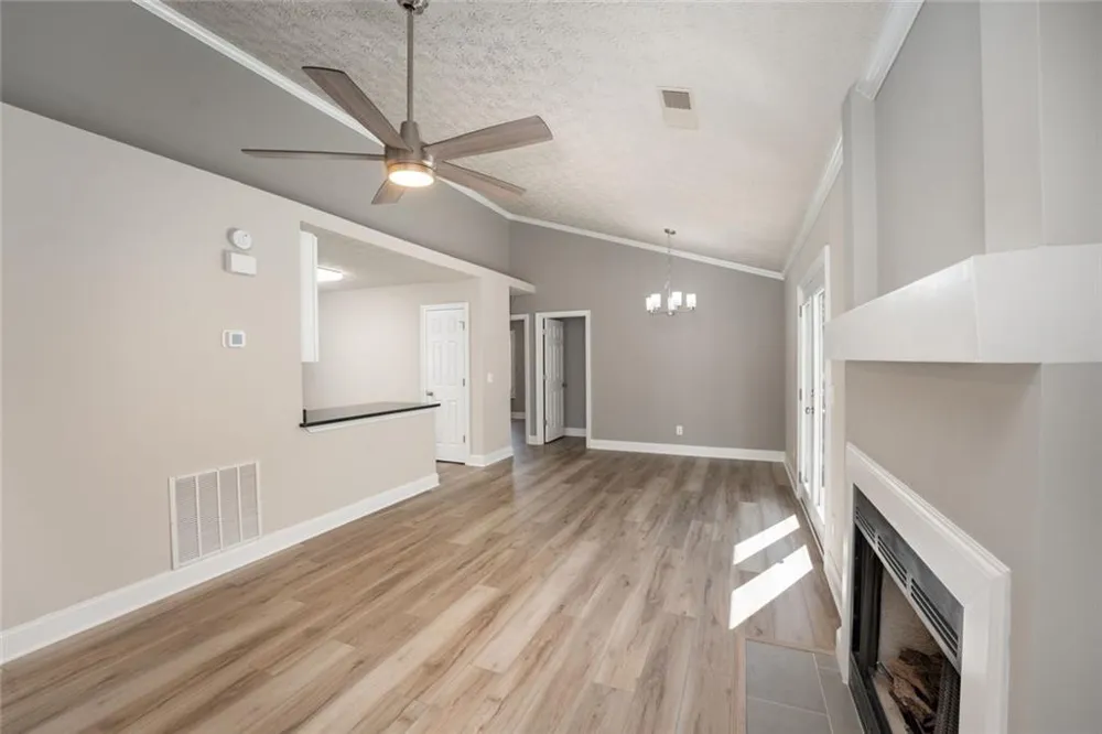 1318 Yorkshire Lane Woodstock, GA 30188