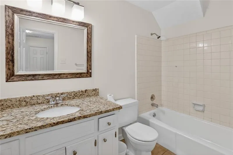 2223 Angela Drive SW Lilburn, GA 30047