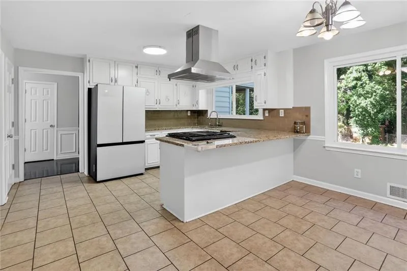 2223 Angela Drive SW Lilburn, GA 30047