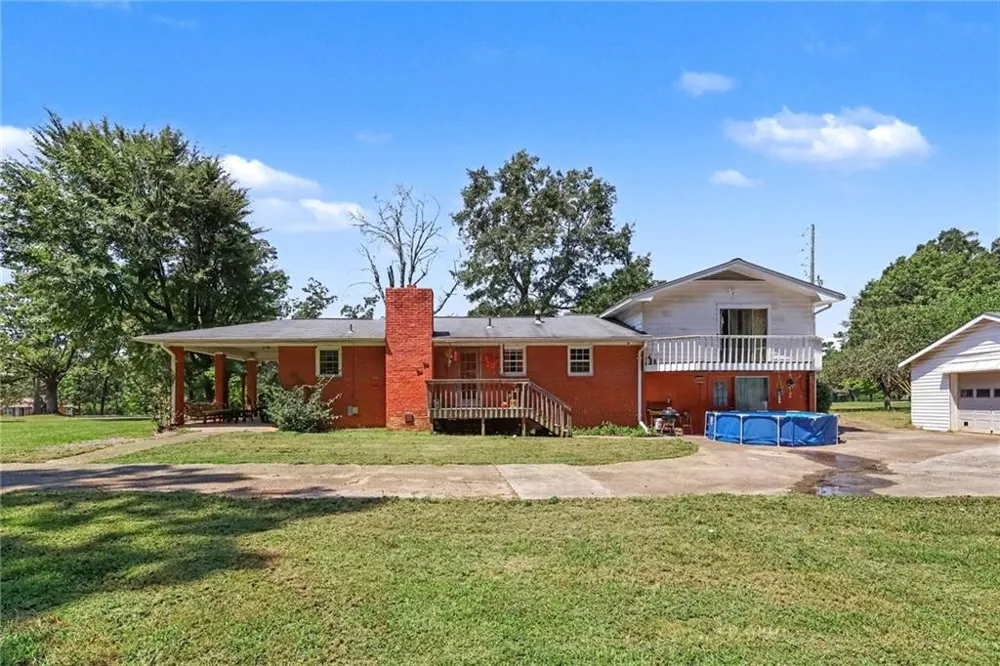 4490 Mason Creek Road Winston, GA 30187