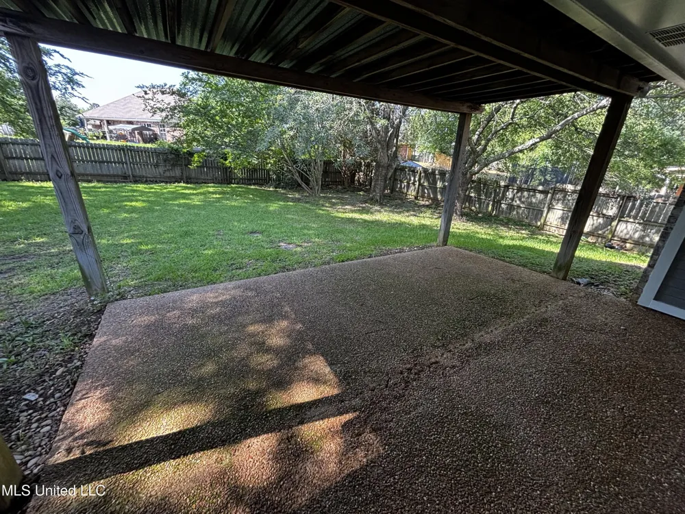 410 Abbey Woods Brandon, MS 39047