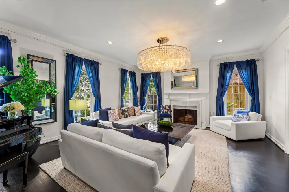 5305 Fieldwood Drive Houston, TX 77056