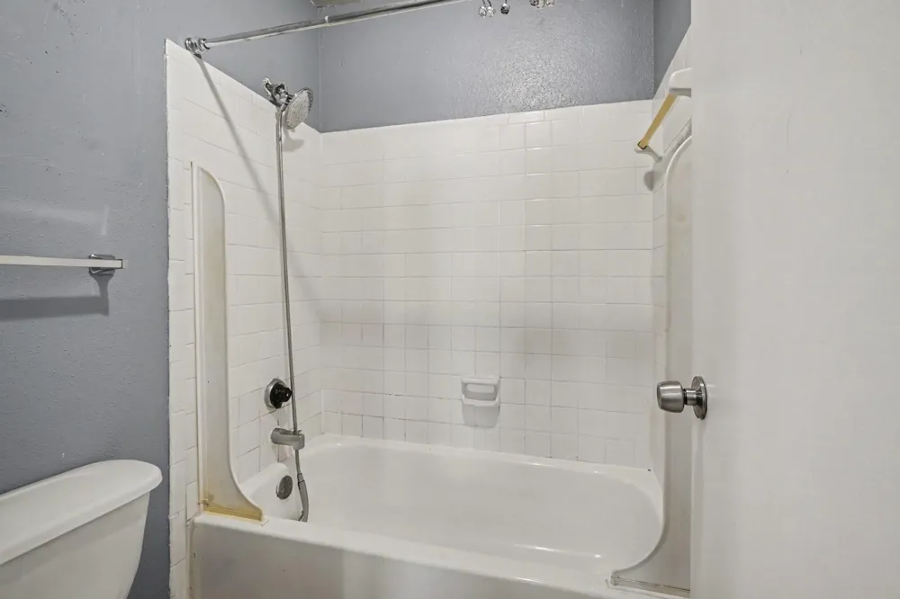 18800 Egret Bay Boulevard #1603 Webster, TX 77058