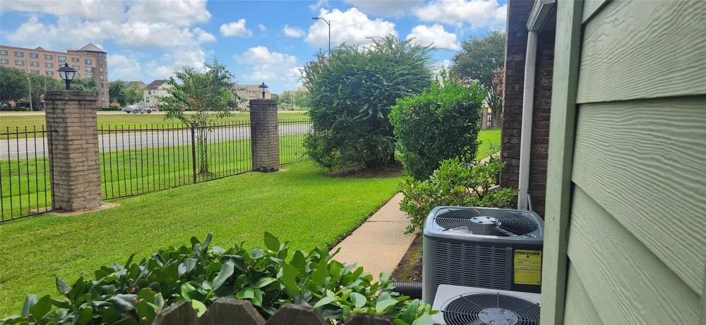 18800 Egret Bay Boulevard #1603 Webster, TX 77058