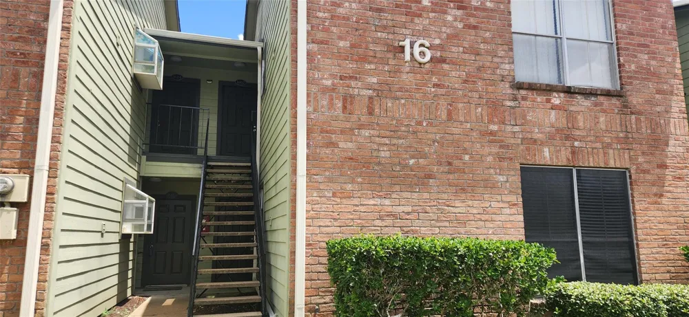 18800 Egret Bay Boulevard #1603 Webster, TX 77058