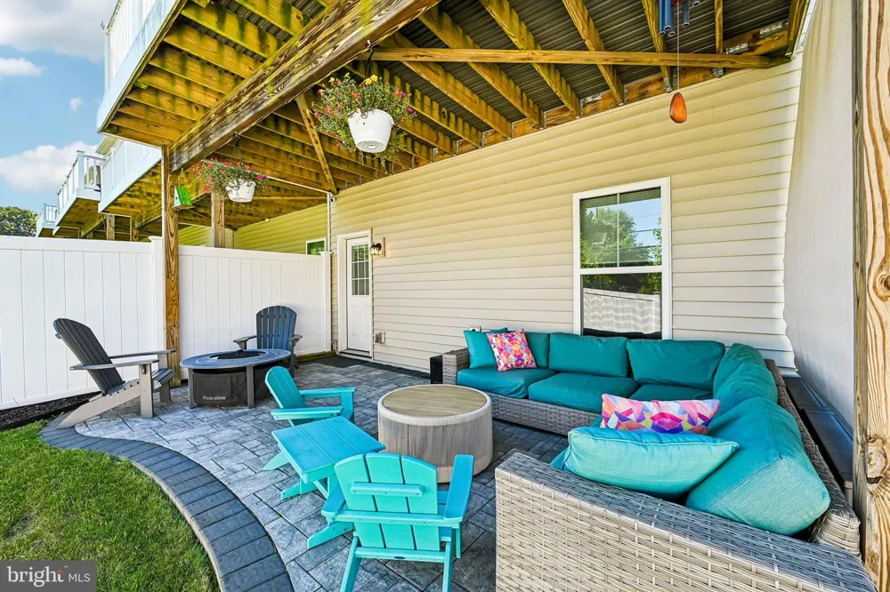 414 VALEVIEW LANE Millersville, MD 21108