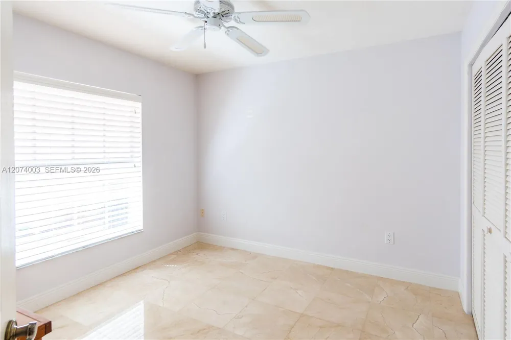 10564 NW 57th St Doral, FL 33178