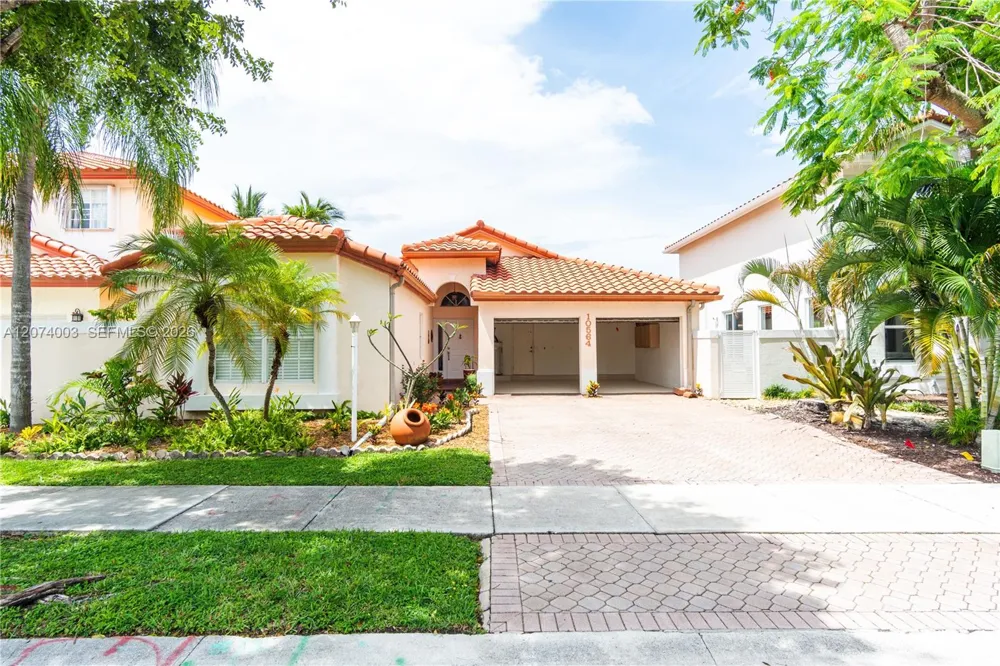 10564 NW 57th St Doral, FL 33178