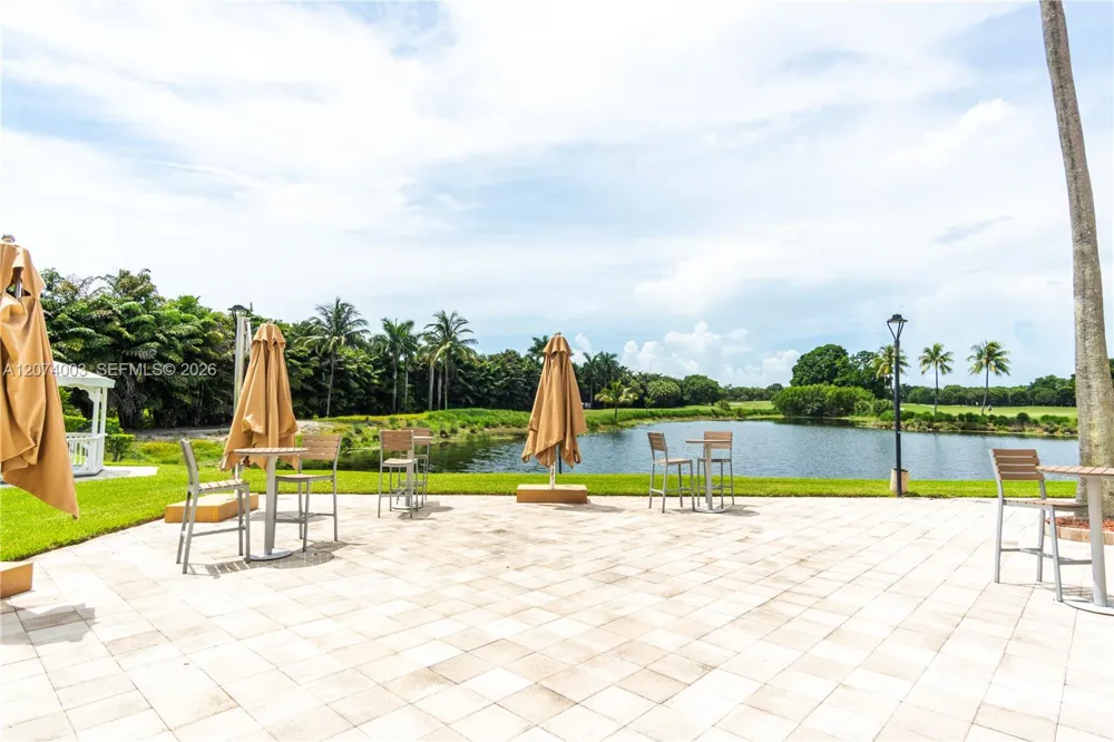 10564 NW 57th St Doral, FL 33178