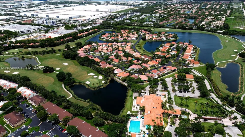 10564 NW 57th St Doral, FL 33178