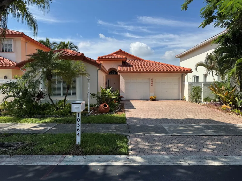 10564 NW 57th St Doral, FL 33178