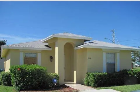 1050 NW 4th St