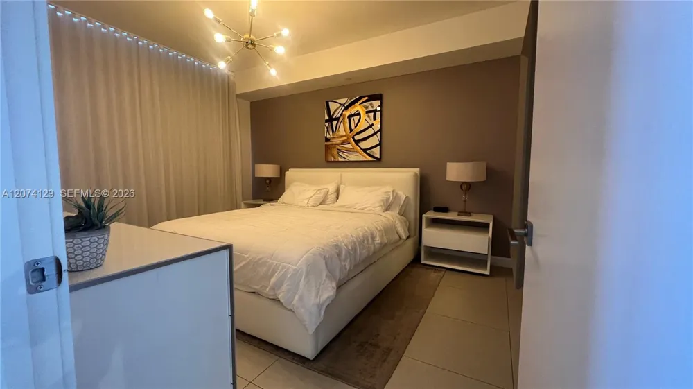 5350 NW 84th Ave #1605 Doral, FL 33166